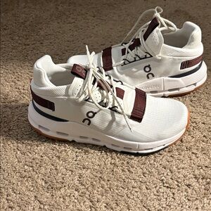On Running Womens White and Maroon Athletic Shoes